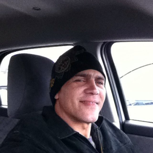 cottovictor35's profile picture.