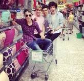 overloading_'s profile picture. You see, I'm in love with four boys, whom have helped me through so much already, they are my idols. #overloadnewbritishboyband