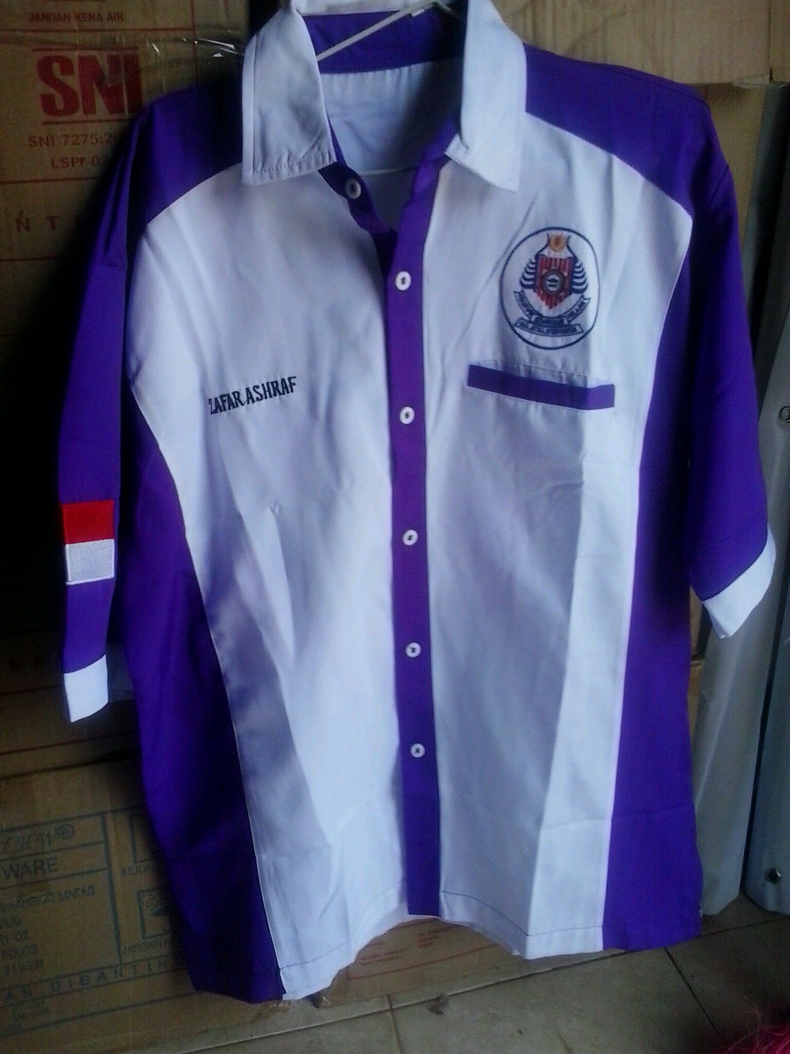 Jasa Konveksi Riau (Jaket, sweater, blezer, kemeja, kaos, topi dan lain lain) CP. 085278953720, Whatshp 082392918520, line : ujankkardie, konveksiriau@gmail.com