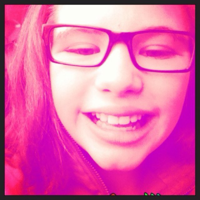 My name is Liz and I love dance and belive anything is possibible if you try. follow me and i'll follow you back. And I love candy