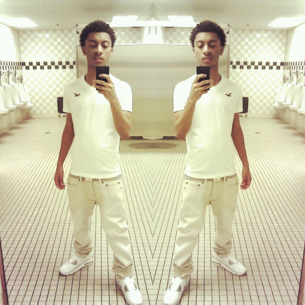 I'm Italian & Black ♥| Taken ♡| Kik : Italian__Mikey