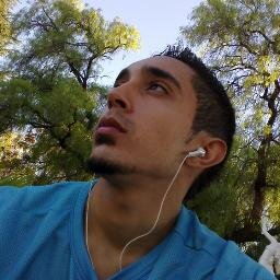 Estudiante de #ProfesoradoDeInglés. Futuro Docente. Fanático de #GhostAdventureCrew.