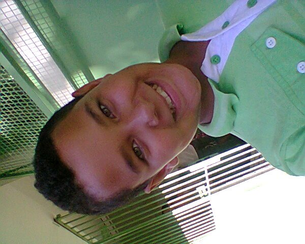 Amo Futebol, Comer Besteiras rsrs , Facebook Twitter Meu Blog etc...