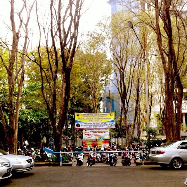 satu jiwa feb #KeluargaFEBUB #MabaFEB2014 #KuisEkonomi