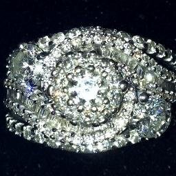 Online sales of jewelry, antiques and world treasures