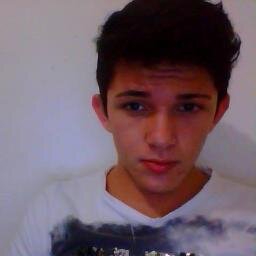 Gosto de dormir e cochilar e comer tbm