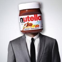 No es justo que el amor lastime y que la Nutella engorde.‏‏  ‏‏ ‏‏  ‏‏ ‏Publicidad: contacto.nutella@gmail.com