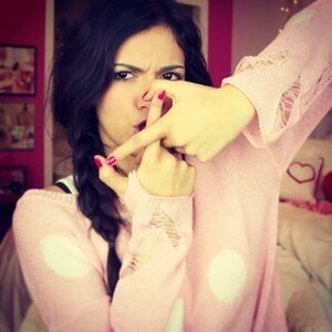 Follow my fan account @_AustinMGirl and my personal account @itsmecharmefaye. Thanks