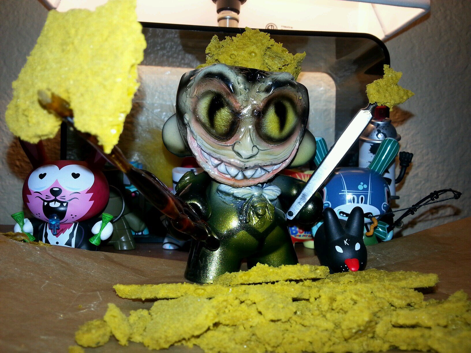 HaggardExtracts's profile picture. I blame it on babylon...