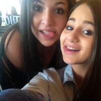 carly chapman (@carlyy_chapman) Twitter profile photo