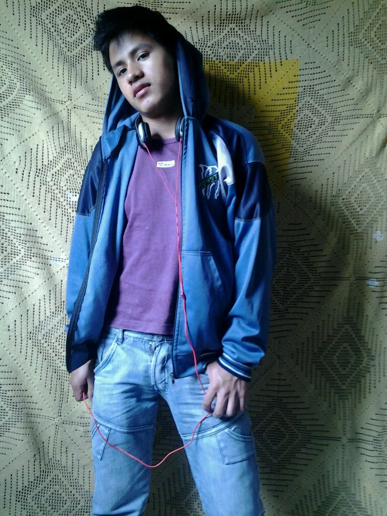 MikiLove15's profile picture. miusic pop