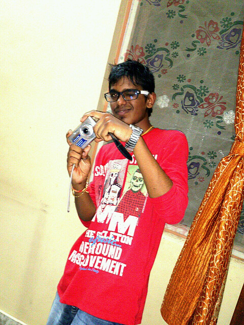 I m a mechanical engineer in a college svnit.and coll and stylish guy