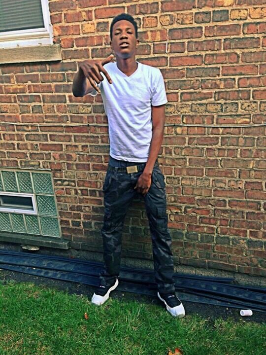 Follow Me& ill Follow _#Goal 10k Mikes polo Smoking_DopeChicago illinoise ✌