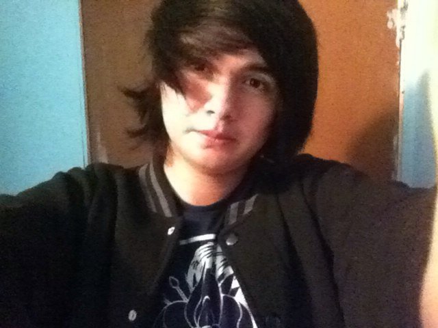 awesome personality and never shy to tak to strangers