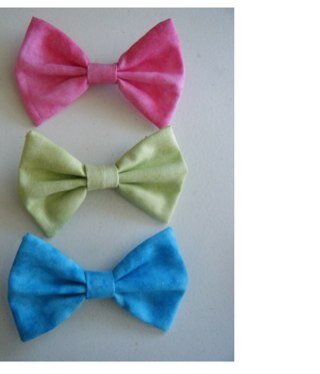 Handmade hair bows
Link in bio
Postage one off payment for up to 10 bows 
Australia -$2.00
Everywhere else $6.00