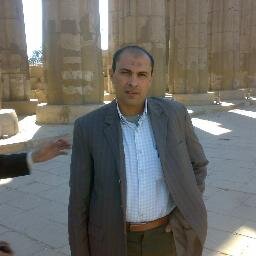 مدير مدرسه ثانوى اكره الظلم والاستبداد مبداى فى الحياه العدل اساس الملك احب الخير  سياسى نوعا ما  ارحب كل ما يرغب المتابعه
