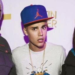 God please help me to meet @justinbieber  pease please please.... pleeeeeeeeeeeeeeeease :)
