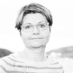 Journalist i Nrk Nordland og av-og-til-tvitrer. 
Bodø