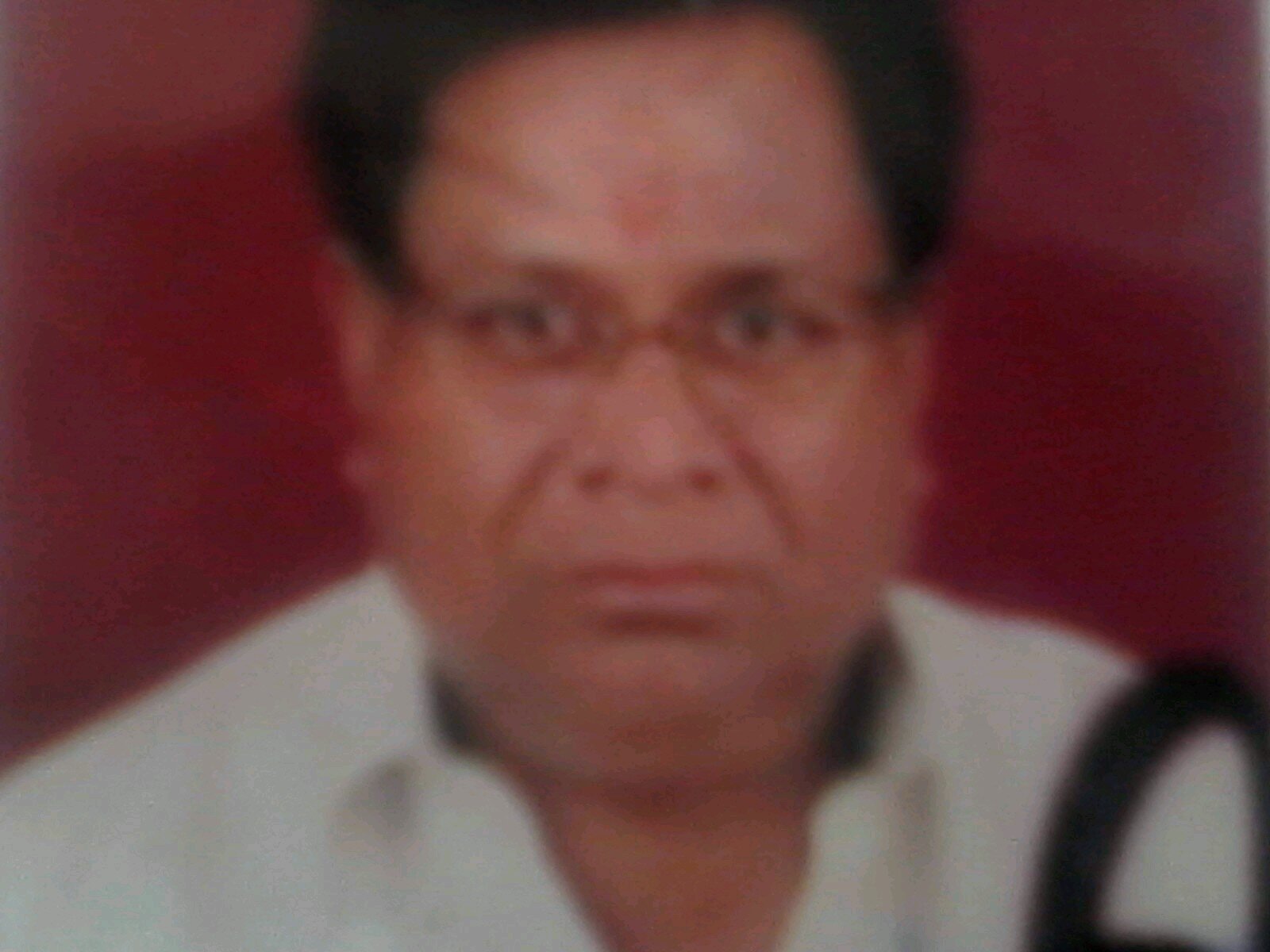 i am an ayurvedic consultant physician.i do believe in social service thru political (congress)as well social plateforms like Rotary,Scout,BSS & many other.