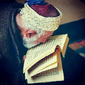 يالله عفوك يوم تضفيه الحساب يوم الحصاد لما زرعنا فَ السنين يوم الحشر قرب ولاء معناء زهاب اليوم في الدنيا وبكره رحلين