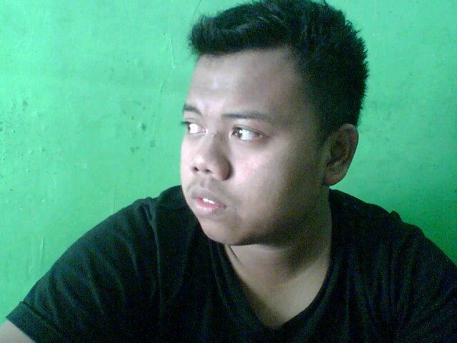 BayWMOUN's profile picture. ora ono mulyo tanpa gelem rekasa.