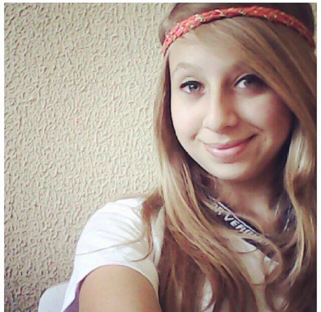 Mais amor ao falar. Mais paciência ao ouvir. Mais cautela ao lidar. Mais amigos de verdade. Mais sorrisos de verdade. Mais amores de verdade. Mais verdade. E só
