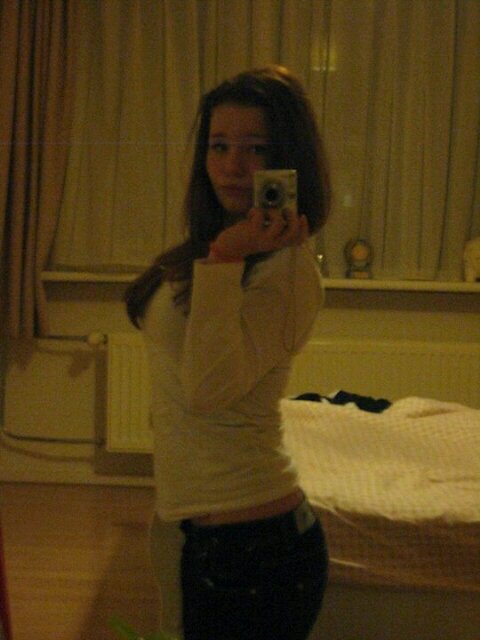 Sharoly /16 years/ St.Aloysius College / Hilversum/ 4a/keep calm and dance