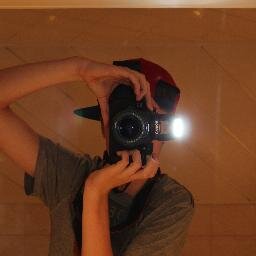 Creative Mind | Random | My Portfolio: http://t.co/GpumWx9hK2 / Followsback