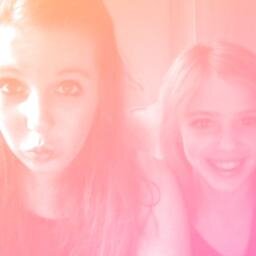 follow me i'll follow back. instagram- lillibob1. directioner!!!