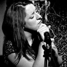 Anthropologist, Life Coach, Team Lead @ Shopify, digital spectator, believer in karma,  singer of songs.