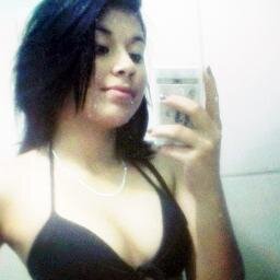Não valorize apenas quem diz que te ama, valorize quem te prova isso.