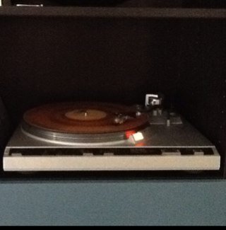 nfrench42's profile picture. i'm left handed, need i say more...