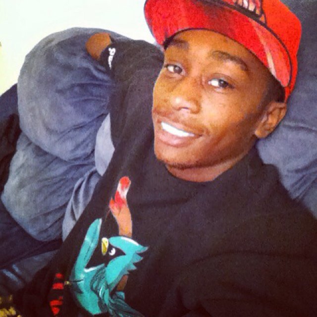 Got goals got dreams im infatuated with nice things #USAirforce ✈ Insta: MyName_hold_weight
