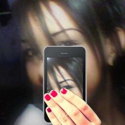 LA VIDA ME ENSEÑO QUE HAY QUE CREER EN HECHOS.......NO EN PALABRAS!!!!!(=