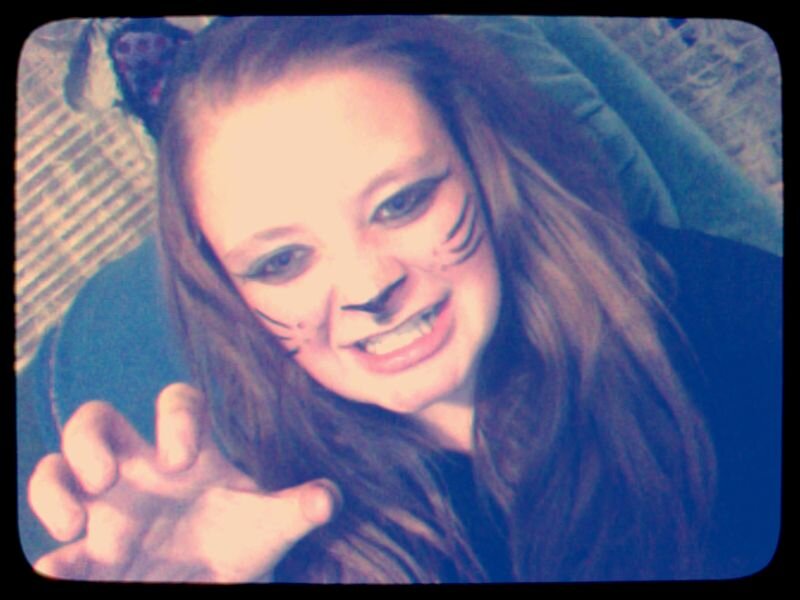 Birthday is november 14th :D I have a wonderful family:D love softball, football, anything to keep me going.