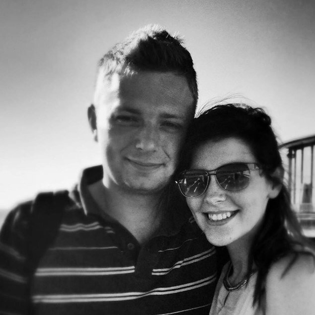 Loves football,snooker,poker,stand up comedy,podcasts,movies,games and going out !