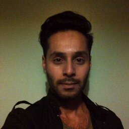 NindyPurba's profile picture. um tio e um poeta