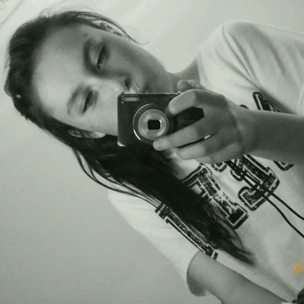 Follow for a follow! Follow me on instagram @hannah_morton2 xxxx