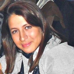 Selinrazm's profile picture. Eerder had ik een twitter geschreven over mijn zonvakantie in world en hoe je het ‘echte’ #Iran kunt ervaren.