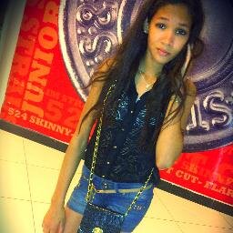 si en verdad tu crees que soy bruta pues te equibocaste papito por ♥♥ k esta sabe mas que tu♥♥
