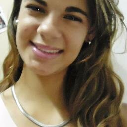 Alguns vão te odiar, fingem que te amam agora. Então, pelas costas, eles tentam te eliminar. Mas quem JAH abençoa, ninguem amaldiçoa!