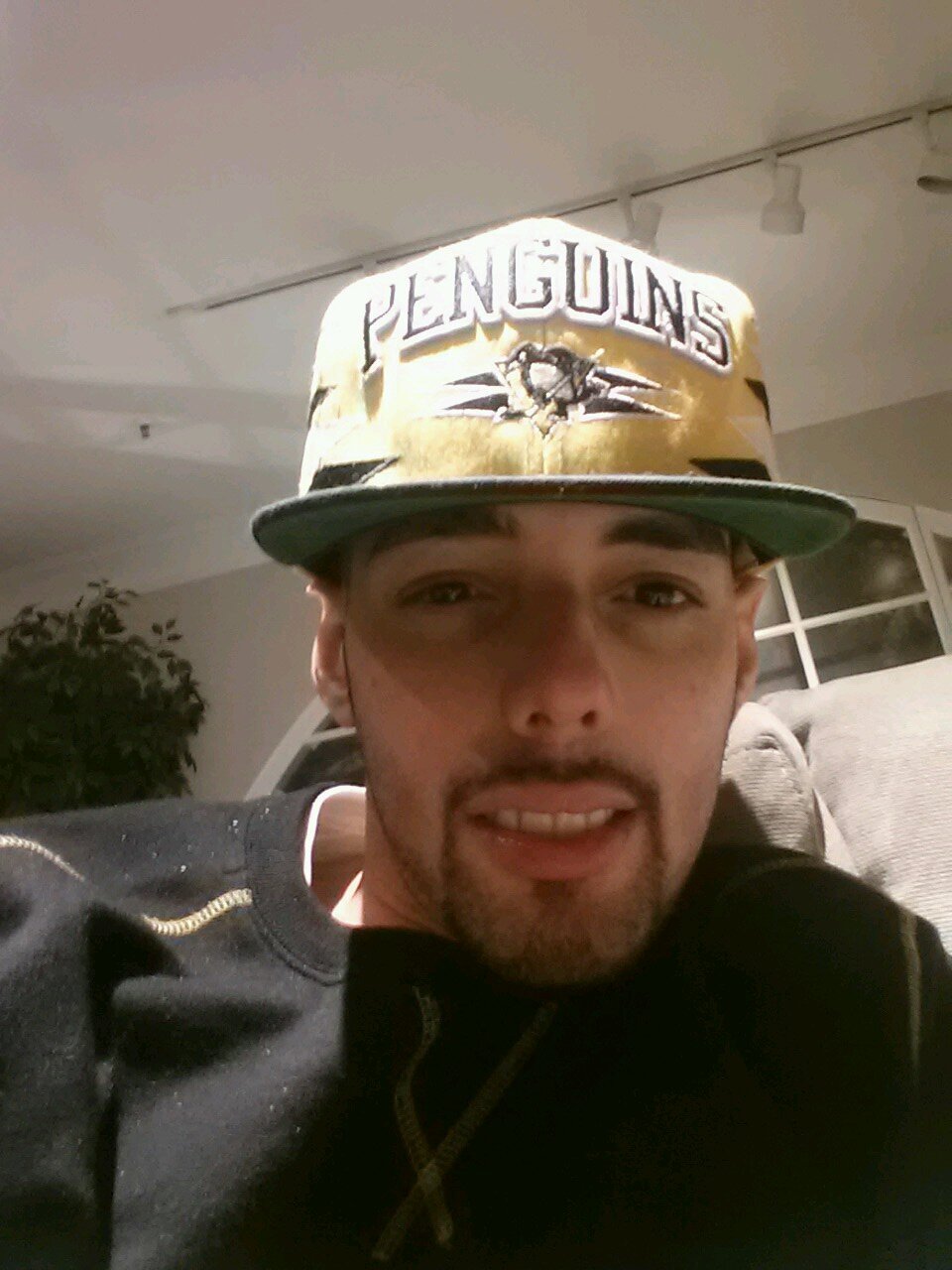 gmendoza0709's profile picture. 