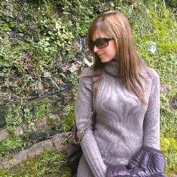 Arquitecta Tecnica e Ingeniera de la Edificación
Alumna del master de profesorado.