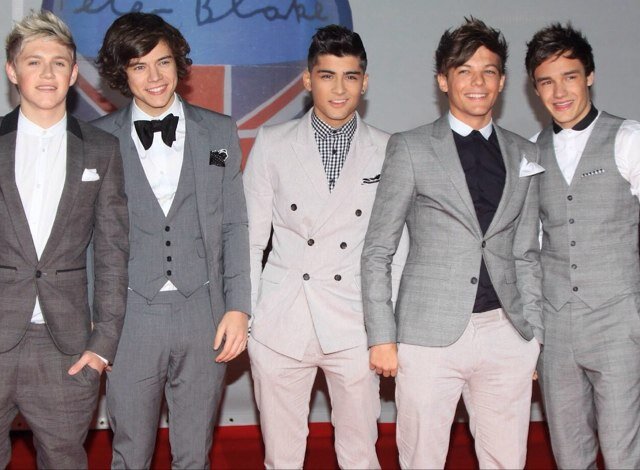 Onedirection:)xoxo.....follow me and i will follow back