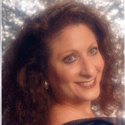 All American Airstream Lover Narrating her camping experiences! Warm, vibrant, eloquent, fun.