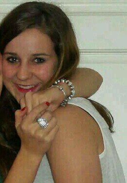 annepeters1's profile picture. 