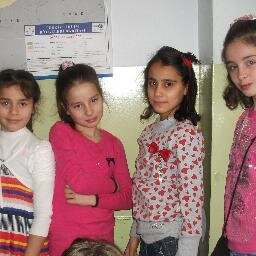 hayvanseverve selena gomez sever