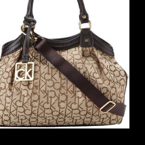 نضع بضائع العالم بين أيديكم 

We bring products from the whole world to your house

Instagram : bagshop2011
Kik: bagshop2011