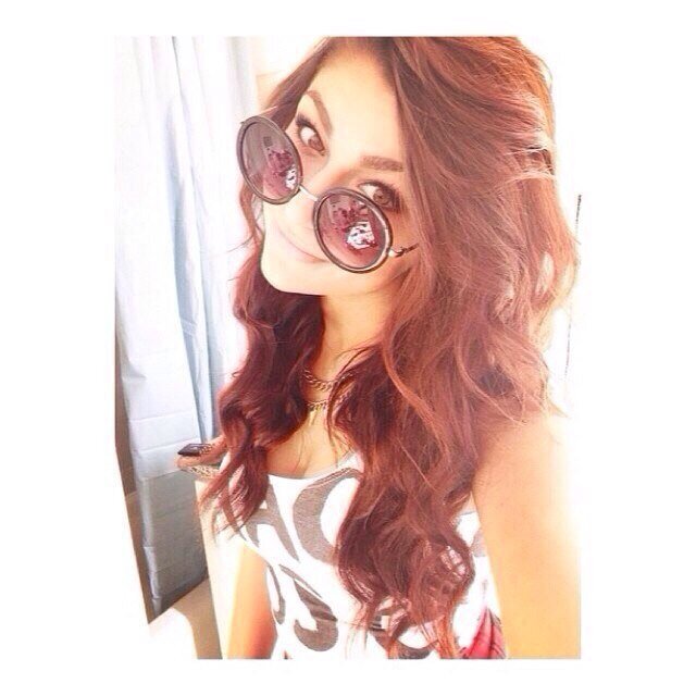 Kill 'em with kindness. || Cheerleader, 17, party freak!