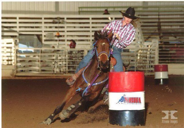 COWGIRL WHO LOVES TO RIDE HORSES - BARREL RACING AND POLE BENDING